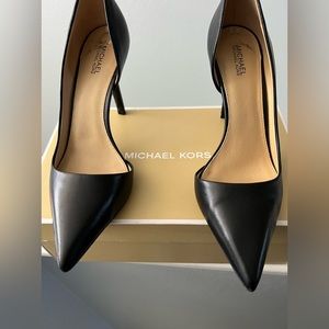 Michael Kors Julieta Black Leather Pumps